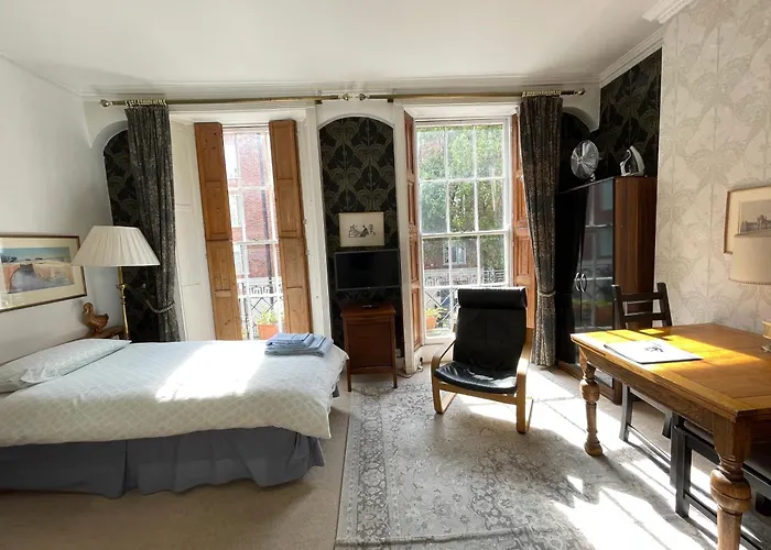 Cosy Central London Apartment 002